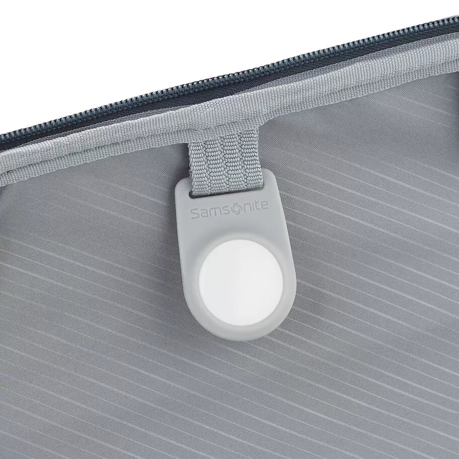 Samsonite Elevation Plus Softside 22x14x19 Carry-On Spinner, Midnight Blue , , 147937-1549-ACCESSORY_CLIP-12