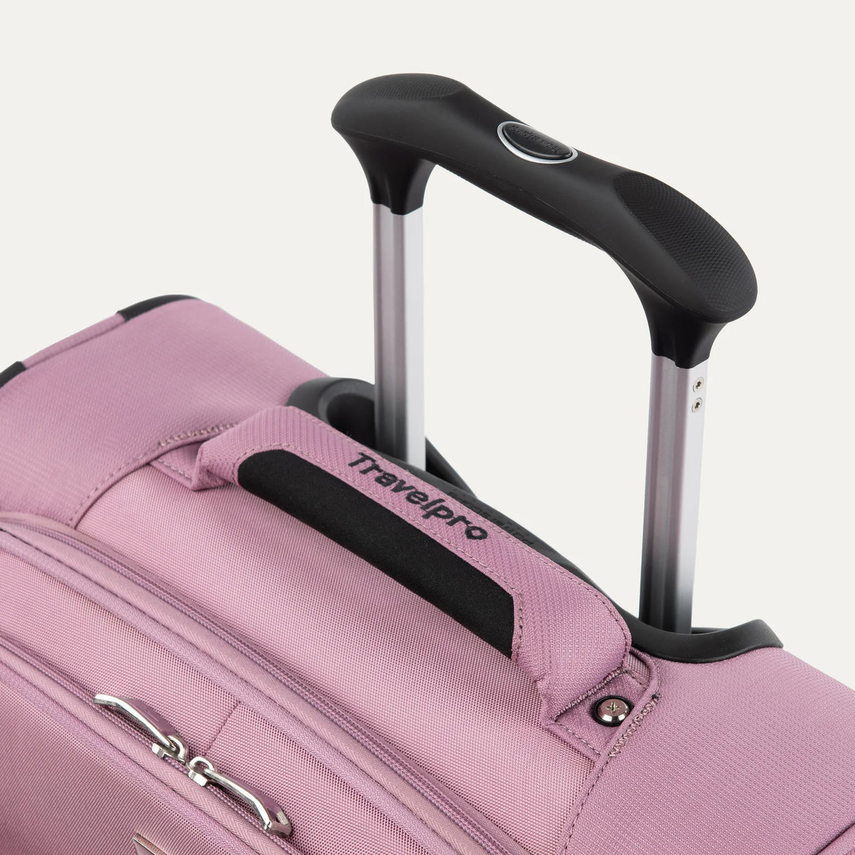 Travelpro Maxlite 5 International Expandable Carry-on Spinner