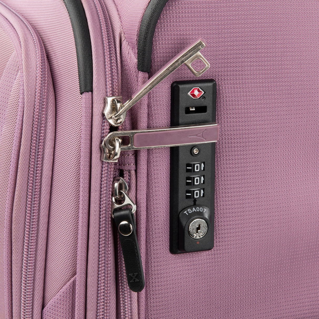 Travelpro Maxlite 5 International Expandable Carry-on Spinner