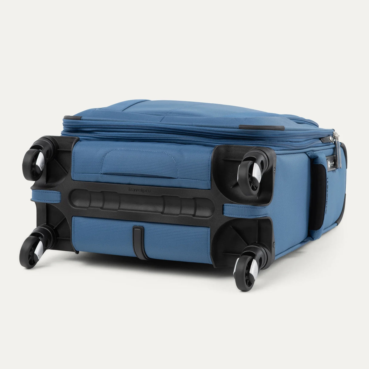 Travelpro Maxlite 5 International Expandable Carry-on Spinner