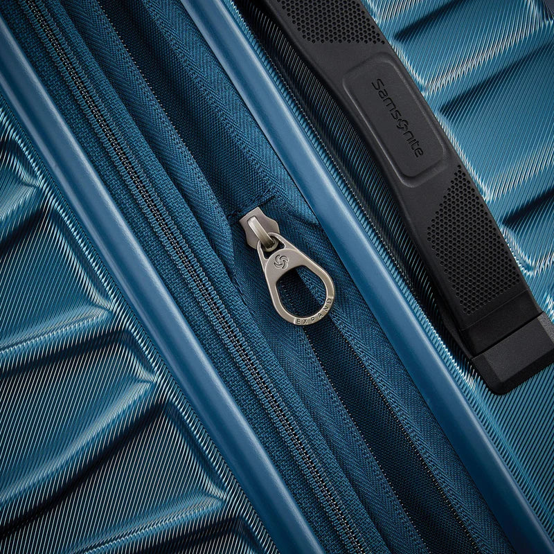 Samsonite Stryde 2 22x14x9 Carry-On Spinner