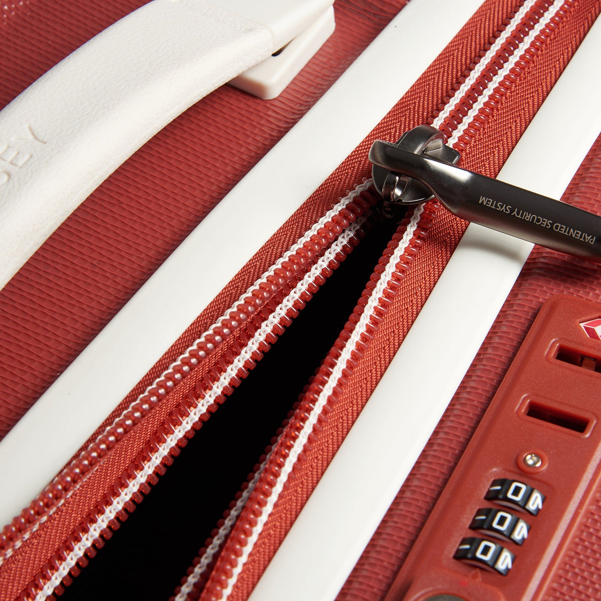 Delsey Chatelet Air 2.0 Checked 24" Spinner , , delsey-chatelet-air-2.0-40167681035RG-06_1800x1800_cbf7c8e8-88fd-4b5a-aab0-8622d6816747