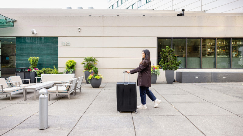 Samsonite Opto 3 Large Expandable Spinner