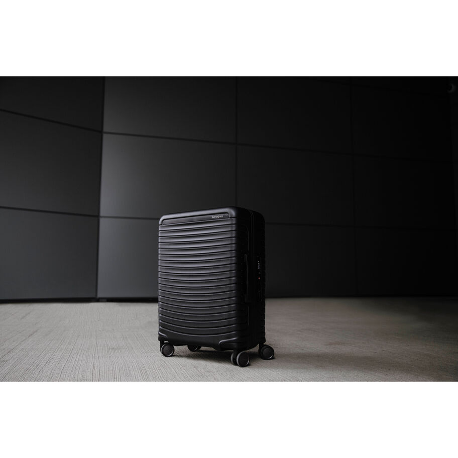 Samsonite Framelock Max Large Spinner , , 149619-0423-LIFESTYLE-13