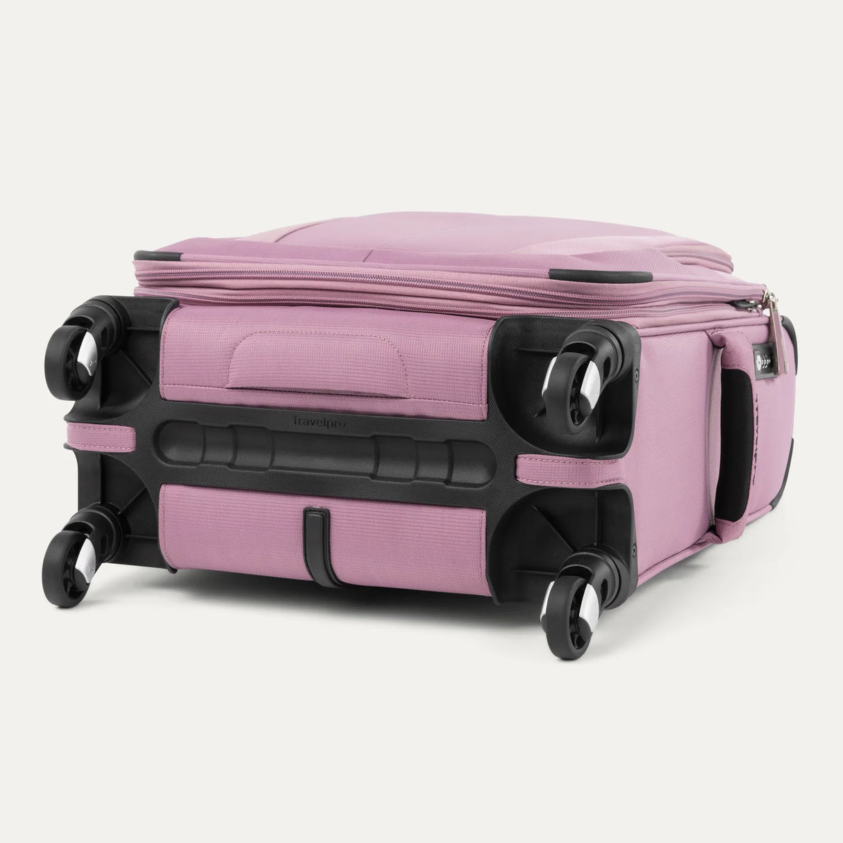 Travelpro Maxlite 5 International Expandable Carry-on Spinner