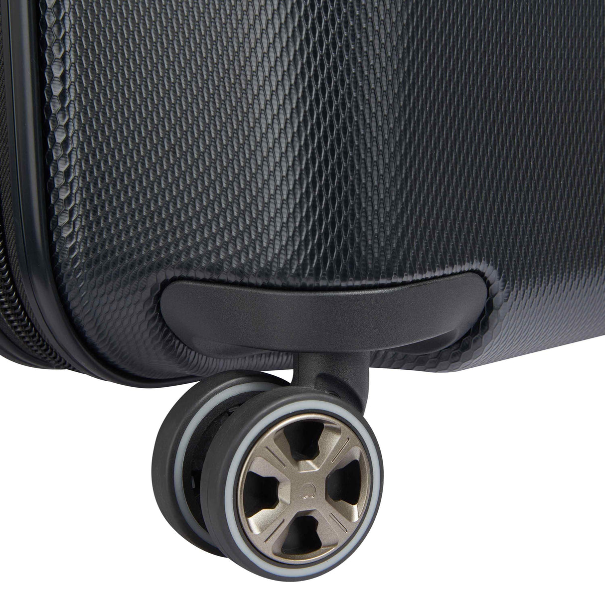 Delsey Flanerie SE Medium Spinner