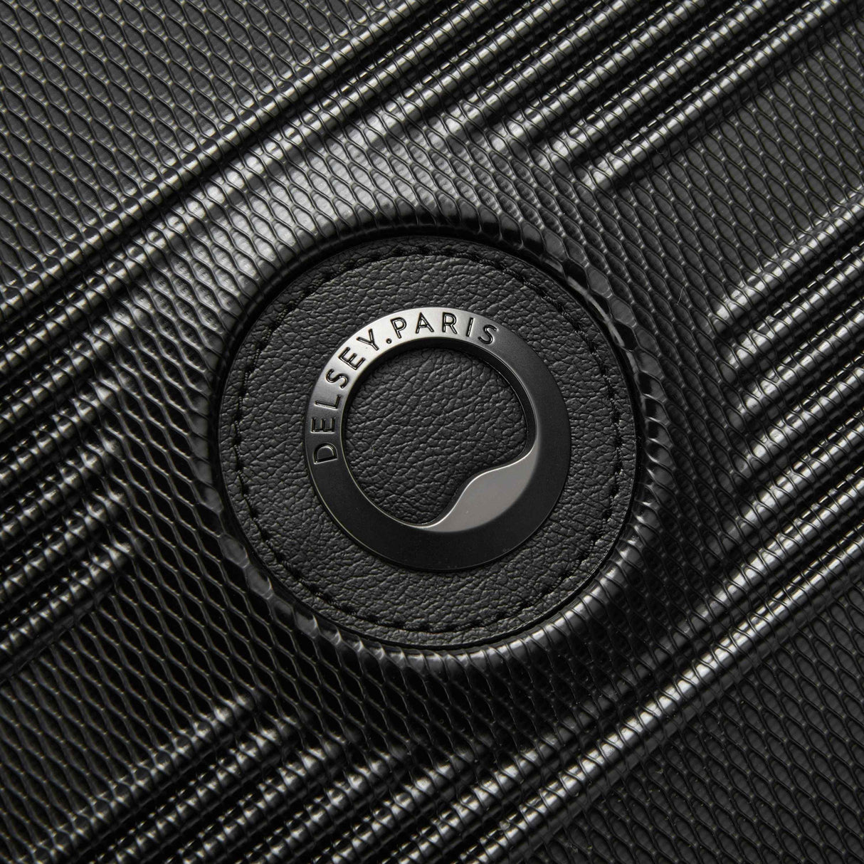 Delsey Flanerie SE Medium Spinner