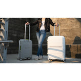 Samsonite Freeform Medium Spinner , , 782564744_24Spin_Lifestyle3