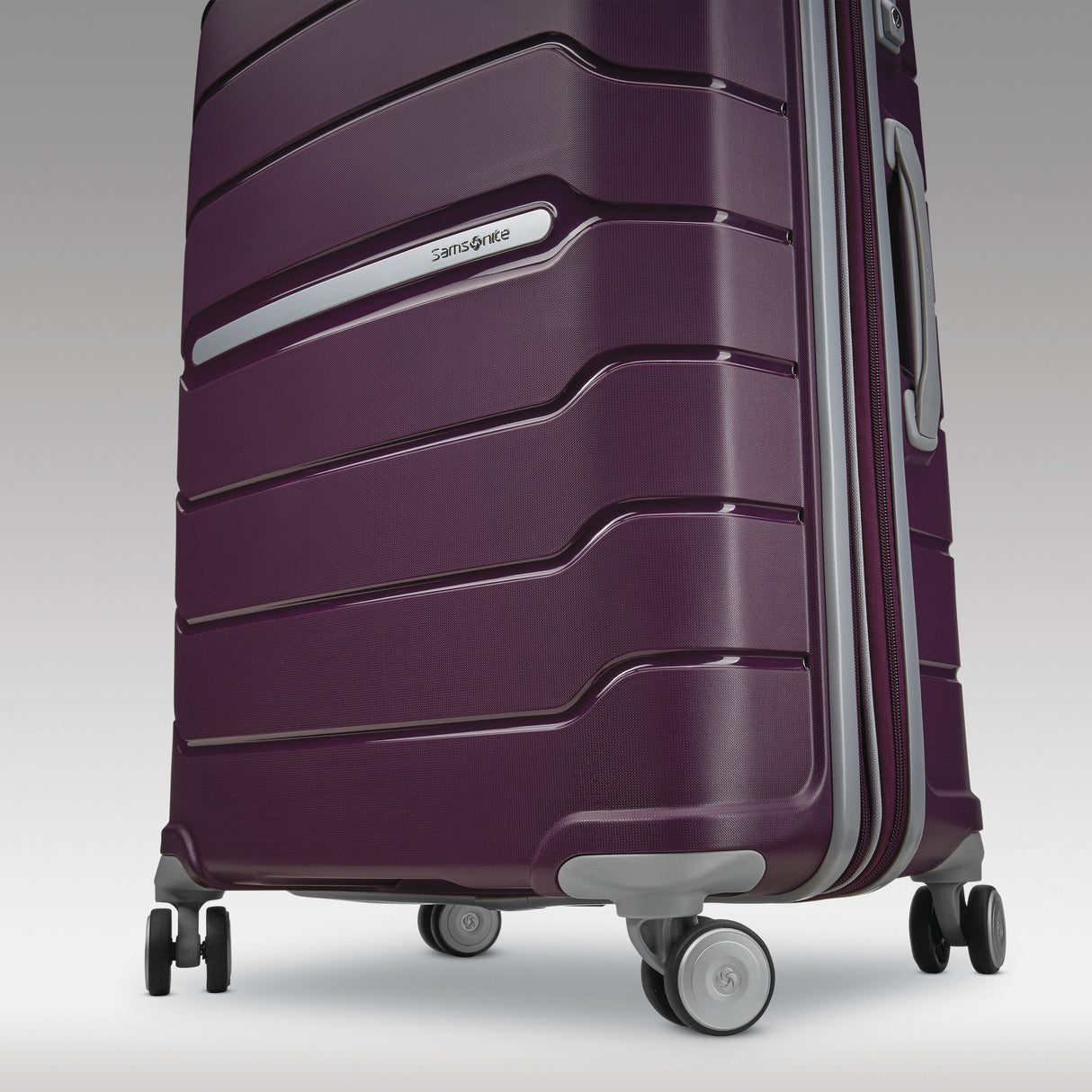Samsonite Freeform Medium Spinner , , 78256B170_24Spin_6_Wheels