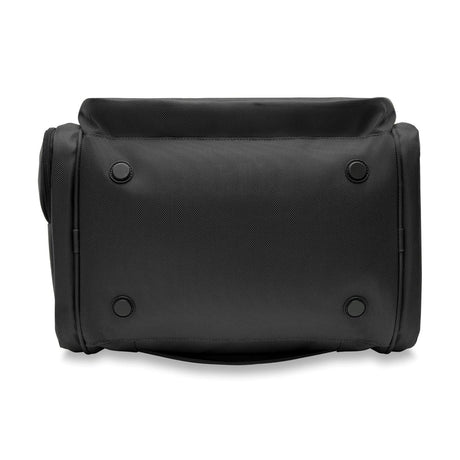 Briggs & Riley Baseline Underseat Duffle , , BL221-4bot_ad32ee36-5fd5-4c15-b159-0617dd69e256