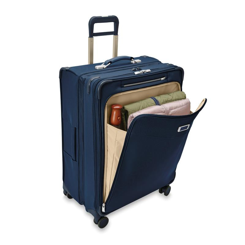 Briggs & Riley Baseline Large Expandable Spinner