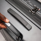 Delsey Cadence Medium Expandable Spinner